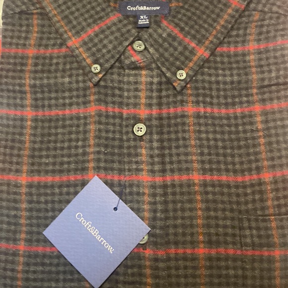Crofts & Barrow XL black/ gray/ red check flannel, long sleeve shirt - Picture 4 of 8